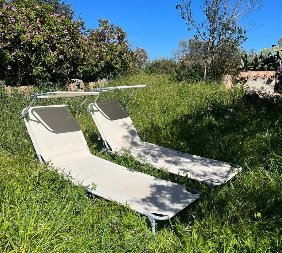 Stanza Privata Con Giardino Hotel La Maddalena  0*, La Maddalena (Sassari)